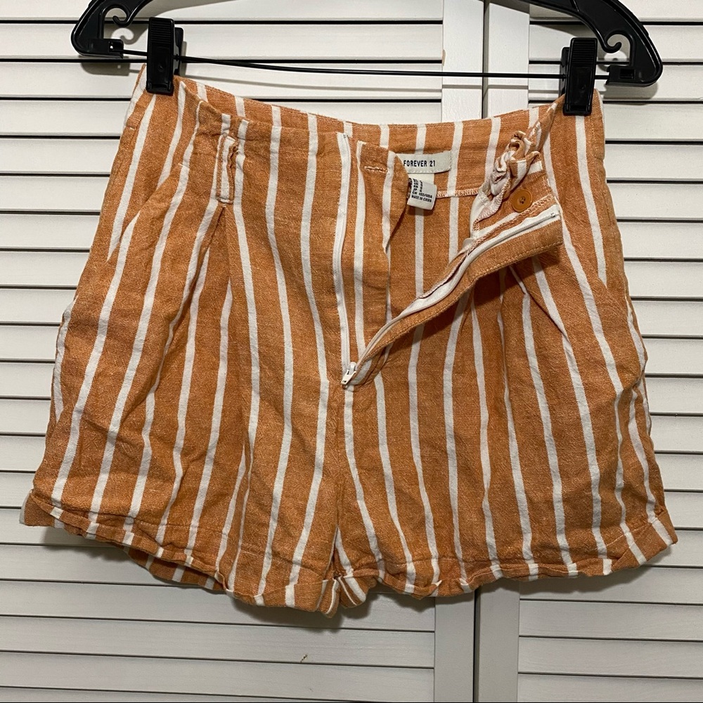 ❀ Forever 21 Striped Shorts ❀